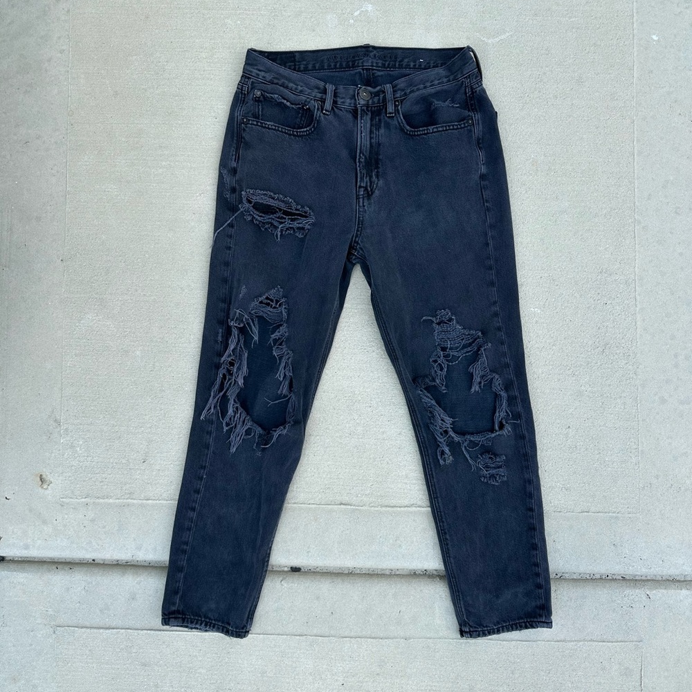 American Eagle 90s Slim Boyfriend Black Distressed Jeans Women’s Size 6 Regular